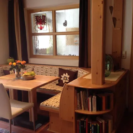 Bed & Breakfast Haus Christaldo Sankt Anton am Arlberg