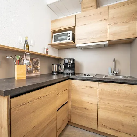 Haus Christaldo Bed & Breakfast 3*